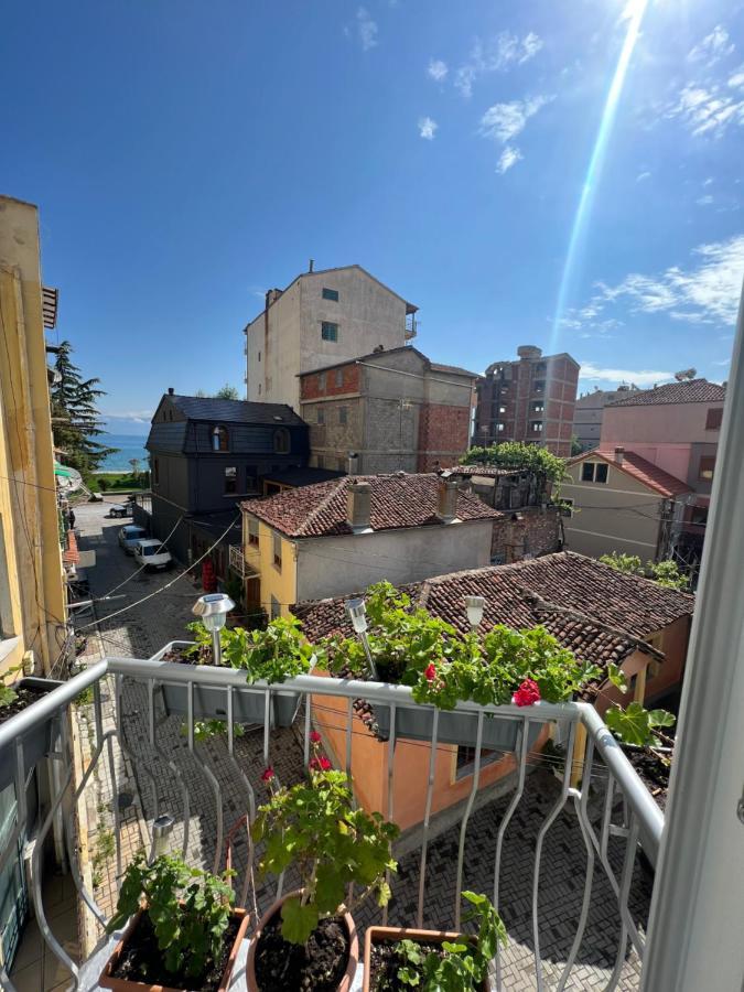 Vila Nikolla Pogradec Eksteriør billede