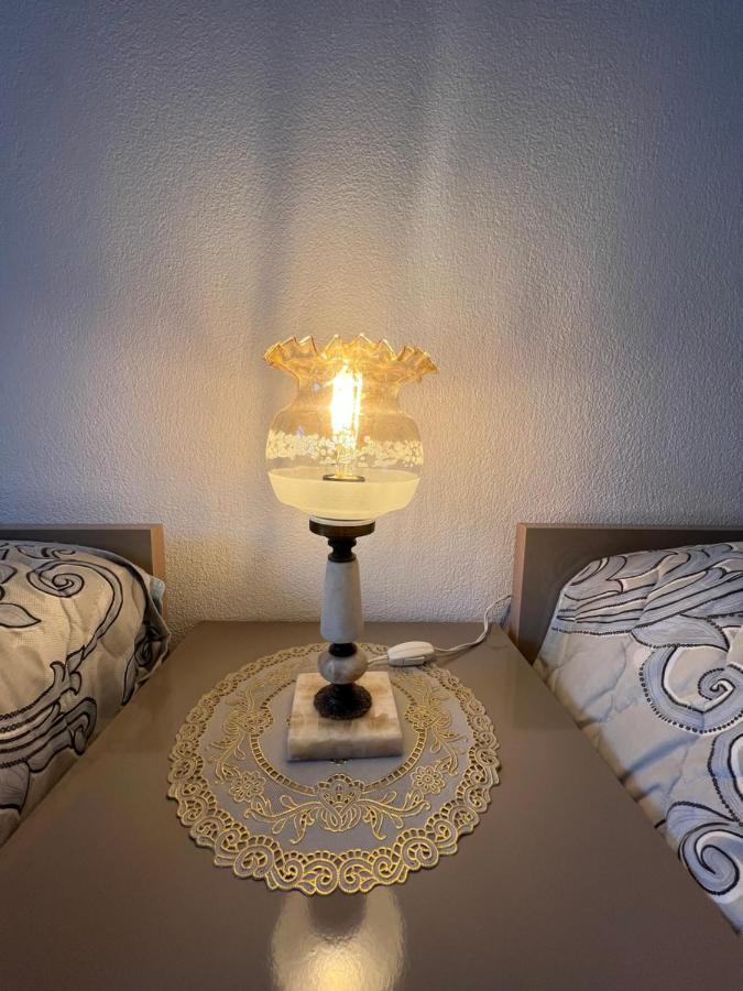 Vila Nikolla Pogradec Eksteriør billede